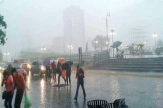 Suspenden clases en Nuevo Le&oacute;n en turno matutino por intensas lluvias