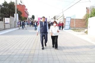 'Construyendo Contigo' contin&uacute;a entregando calles en Juntas Auxiliares de Puebla capital