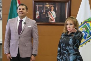 Claudia Hern&aacute;ndez toma protesta como nueva titular de Comunicaci&oacute;n Social en Puebla