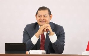 Empresarios solidarios de Ciudad Maderas donan 6.5 hect&aacute;reas para vivienda social