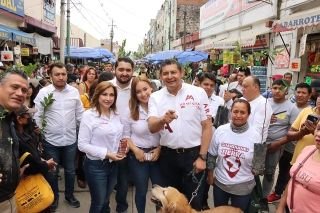 &nbsp;En familia y por amor a Puebla, vamos por la Revoluci&oacute;n de las Conciencias: Armenta