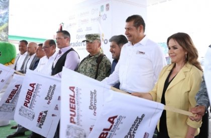 Operativo Coordinado para proteger a familias y transportistas en carreteras de Puebla