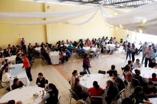 Abasto popular de alimentos festeja su cuarto aniversario con Mario Riestra &nbsp;