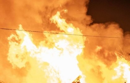 Se incendia principal refiner&iacute;a de Ecuador; evacuan a personal e investigan las causas