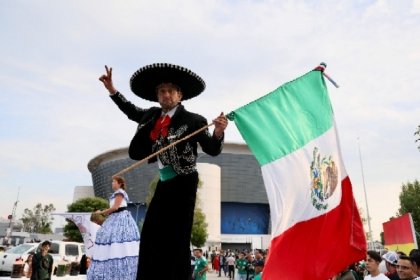 Miles de familias disfrutan de fiesta mundialista en Puebla; un &eacute;xito la verbena popular