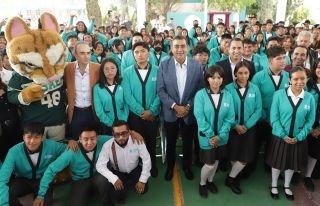 En beneficio de las y los estudiantes, Gobierno hace equipo con padres de familia: Sergio Salom&oacute;n&nbsp;