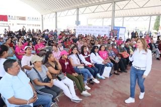 Promover valores familiares en Puebla: prioridad de Ceci Arellano y Alejandro&nbsp; Armenta.&nbsp;