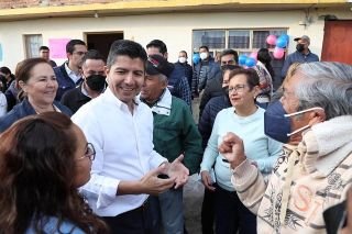 Eduardo Rivera P&eacute;rez contin&uacute;a pavimentando calles con el programa &ldquo;construyendo contigo&rdquo;