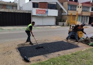 Avanza la Campa&ntilde;a Bacheando Puebla con el despliegue de 25 cuadrillas en la ciudad