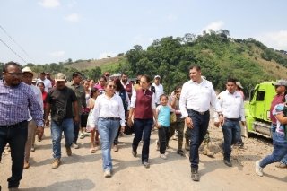 "Estaremos hasta el &uacute;ltimo momento", presidenta Sheinbaum supervisa trabajos en Pantepec