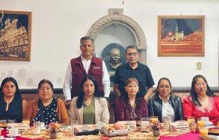 Con profunda empat&iacute;a y labor voluntaria, Carlos G&oacute;mez Tepoz lleva esperanza y servicios gratuitos a las familias m&aacute;s vulnerables de Puebla