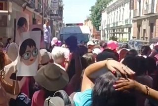 Una farsa los supuestos seguidores de Lilia Cedillo, fueron acarreados y obligados por docentes de la BUAP