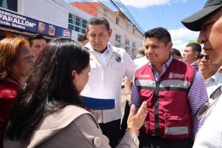 Supervisa gobernador Armenta pavimentaci&oacute;n en Camino Real a Cholula y Zavaleta