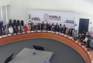 Gobierno de Puebla present&oacute; materiales educativos &ldquo;Nombrando y Contando al Mundo&rdquo;