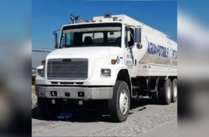 ​&iexcl;Lo que faltaba! Robaban agua en Amozoc para venderla a poblanos sin servicio