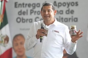 Armenta ahorra 8 mil millones y los reinvierte: m&aacute;s maquinaria, obras y apoyo al campo poblano